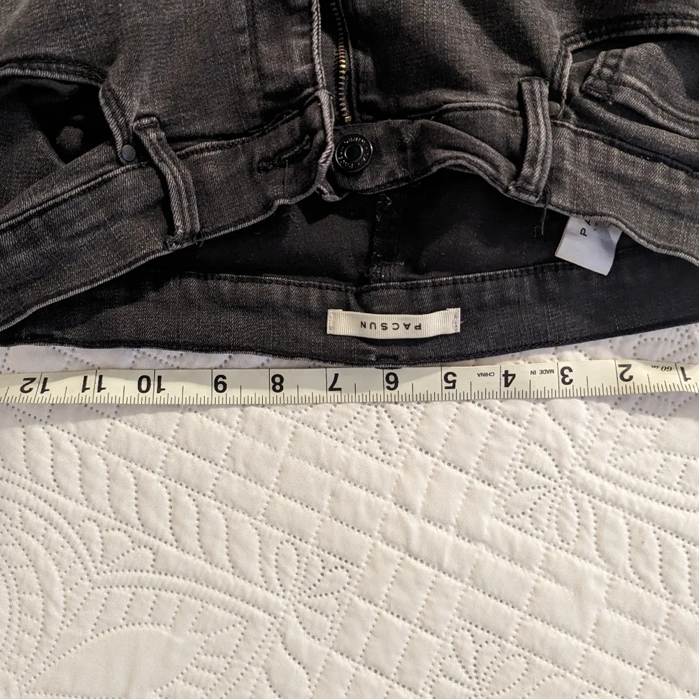 Black Pacsun Skinny Distressed Jeans / Jeggings - Picture 5 of 5